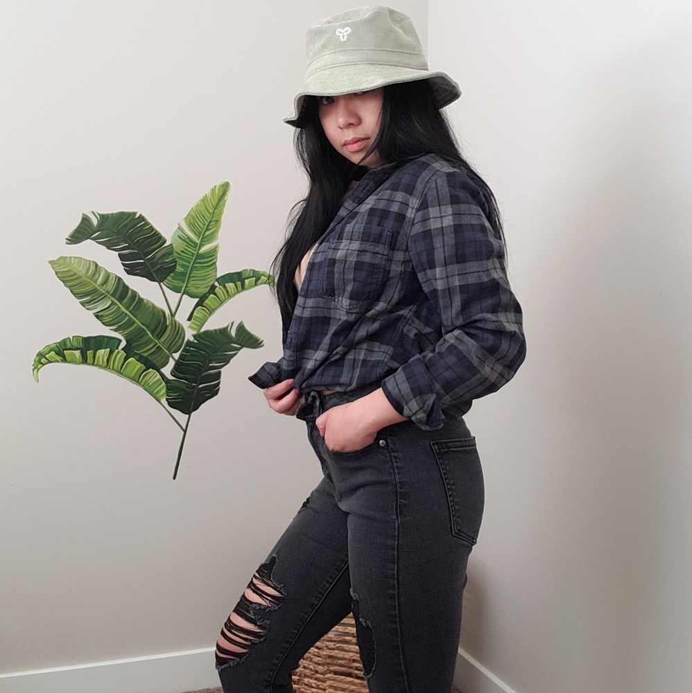 H&M plaid long sleeves